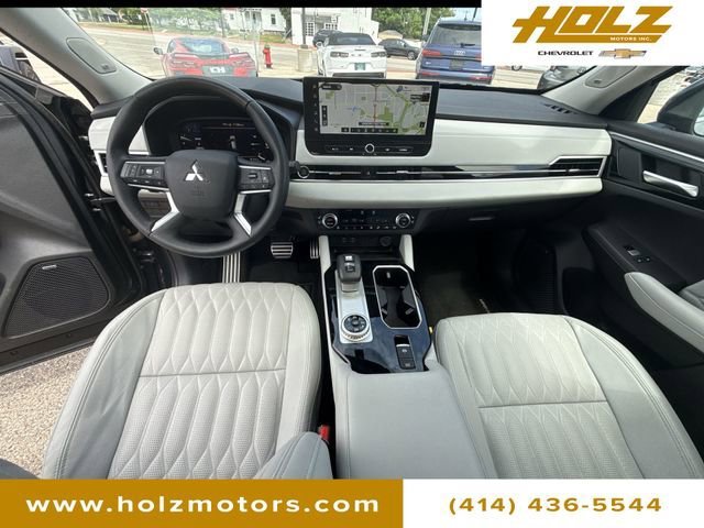 2025 Mitsubishi Outlander SEL - Photo 21