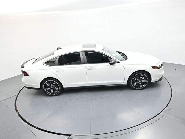 Used 2024 Platinum White Pearl Honda Sport image 41