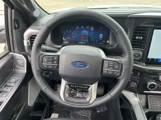 New 2026 Star White Metallic Tri-Coat Ford Platinum® image 73