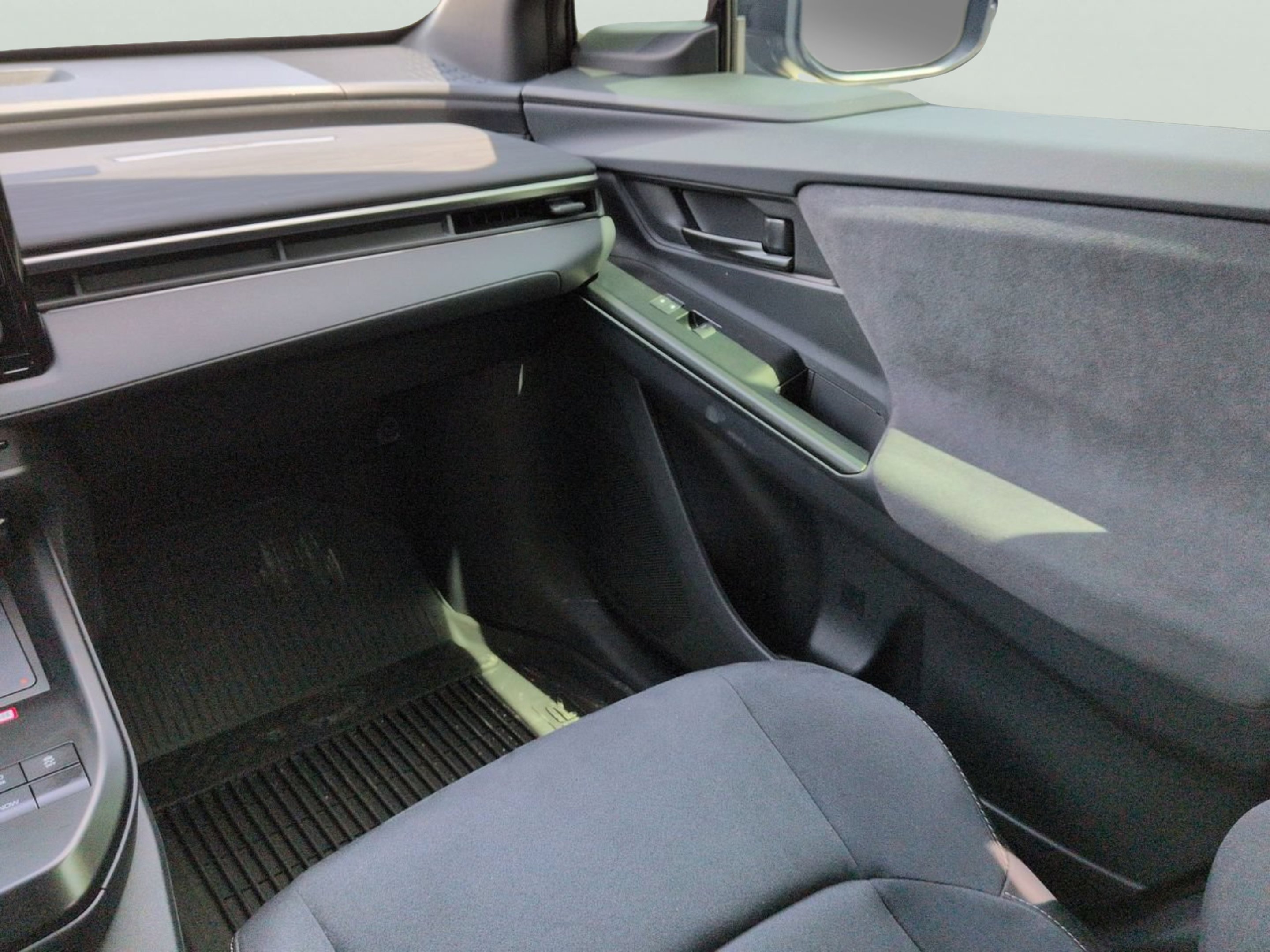 Used 2026 Alloy Toyota XSE image 15