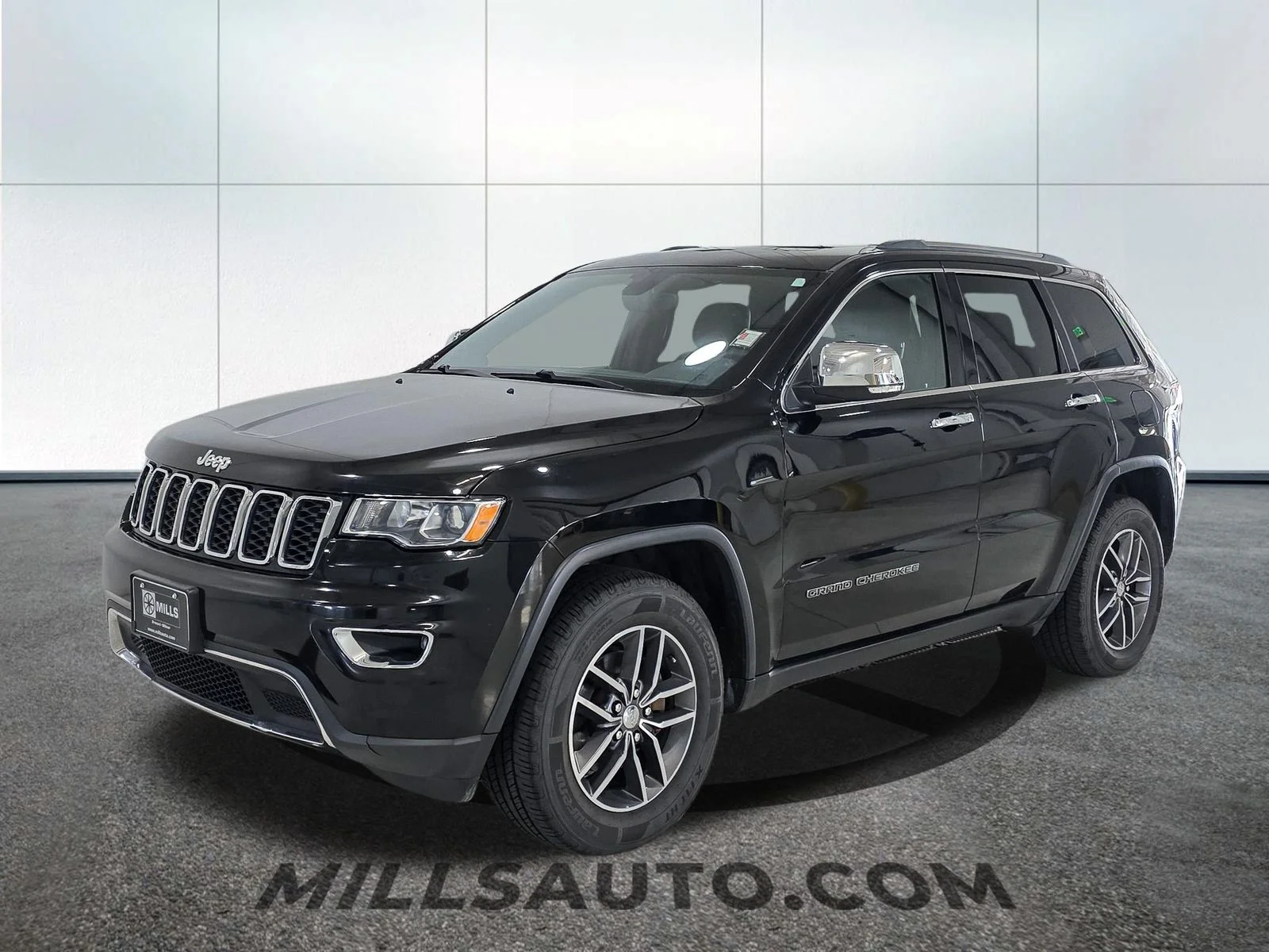 Used 2018 Jeep Grand Cherokee Limited with VIN 1C4RJFBG8JC288156 for sale in Willmar, Minnesota
