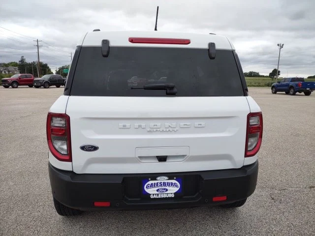 Used 2023 Oxford White Ford Big Bend image 4