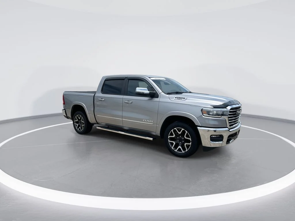 Used 2025 Silver Ram Laramie image 2