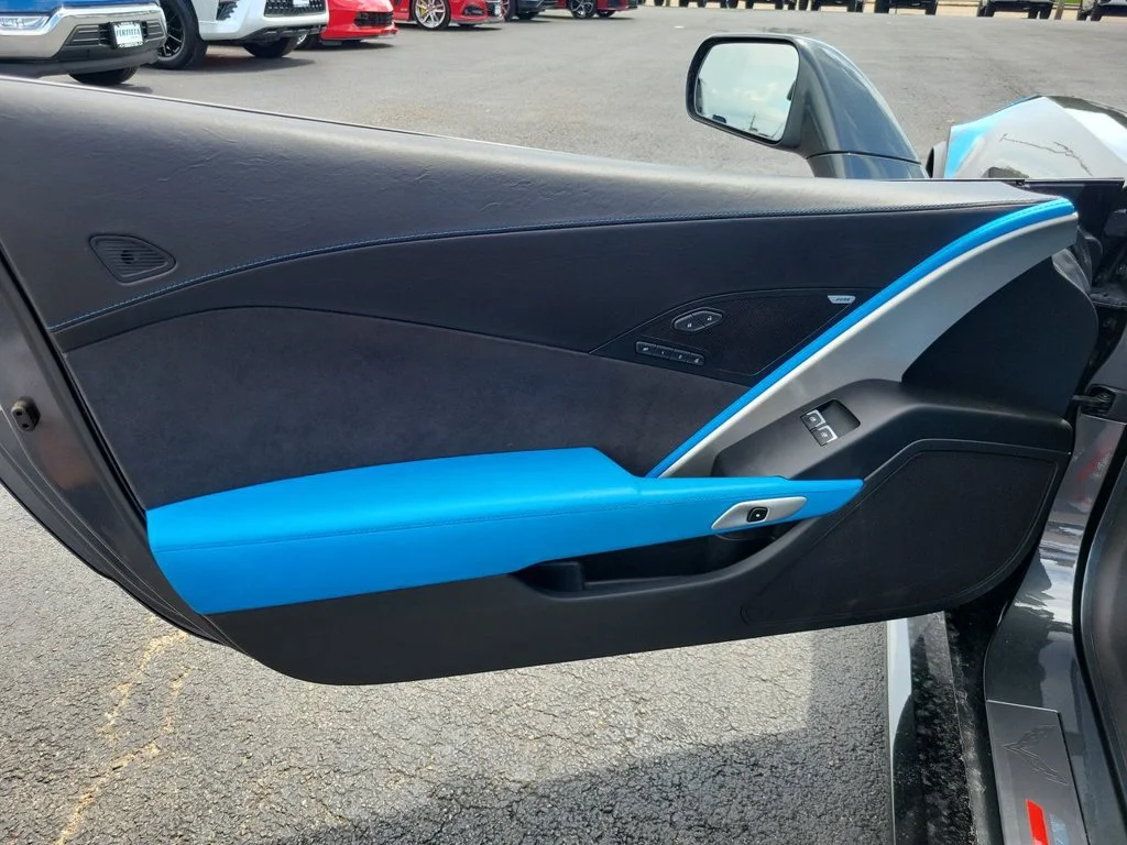 2017 Chevrolet Corvette 3LT - Photo 19