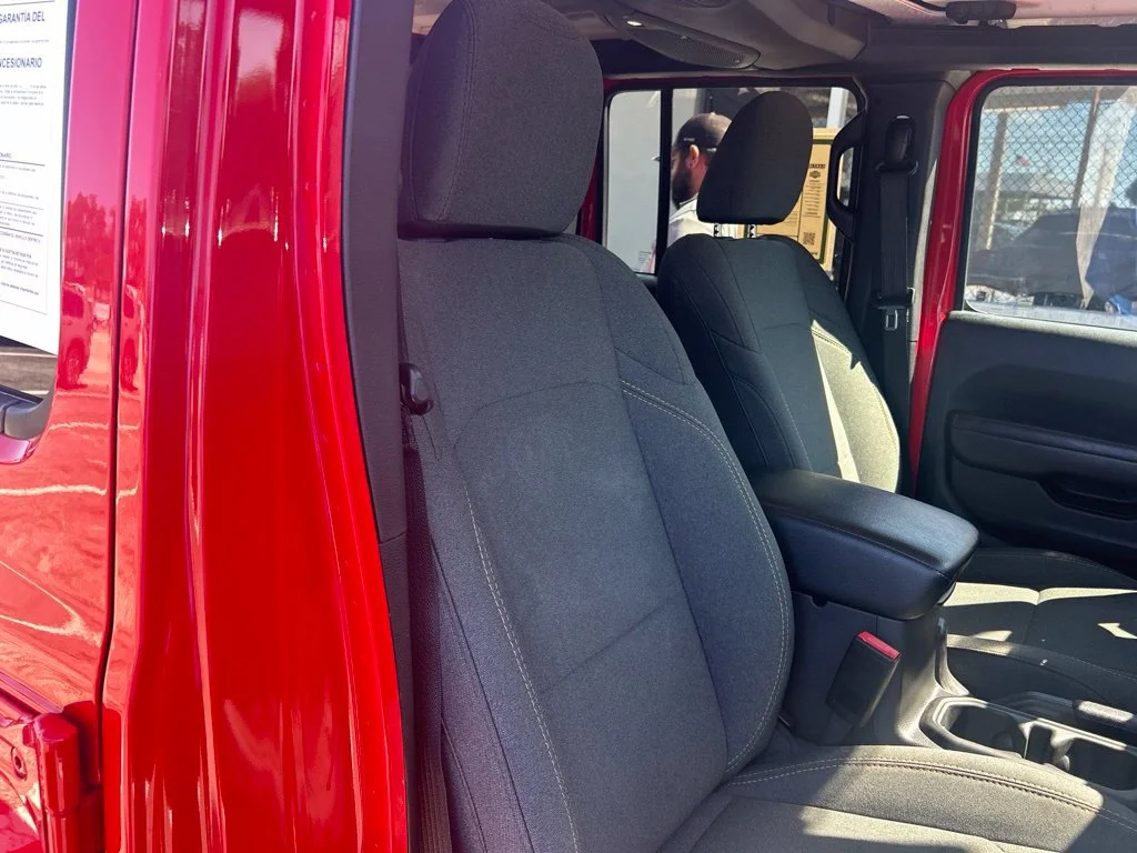 Used 2024 Red Jeep Sport S image 22