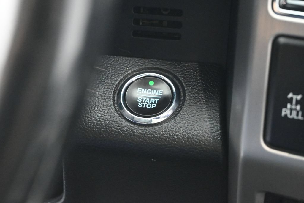 Used 2019 Black Ford Platinum image 13