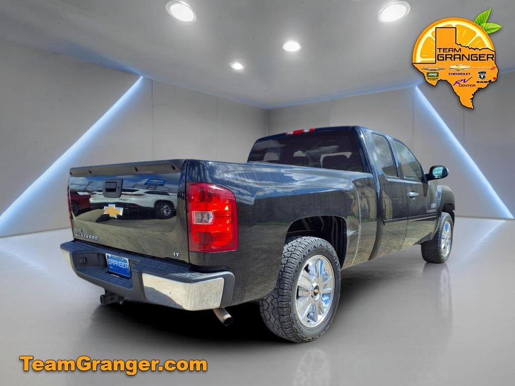 Used 2013 Chevrolet Silverado 1500 LT with VIN 1GCRCSE02DZ133816 for sale in Orange, TX