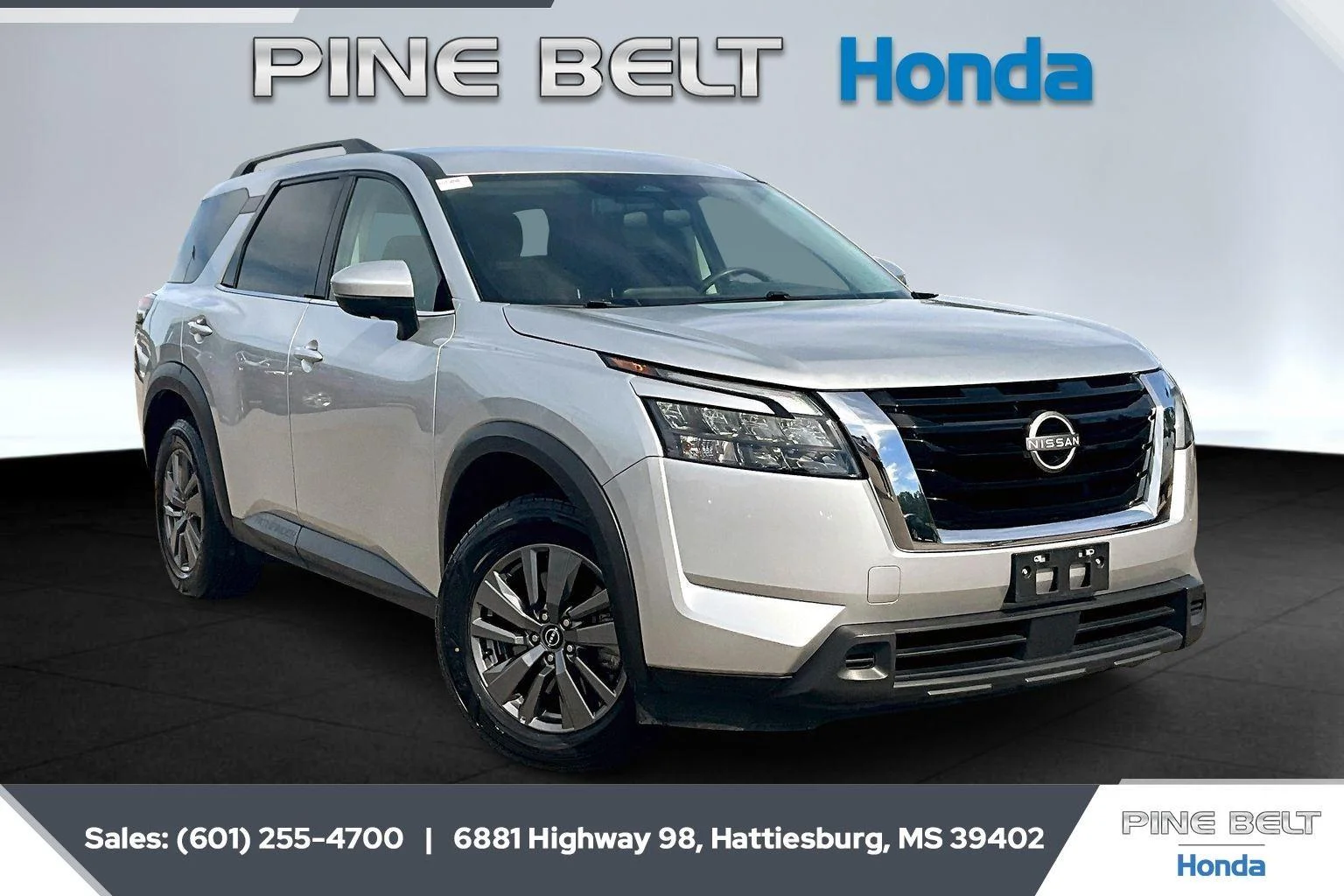 2024 Nissan Pathfinder SV 2WD's photo