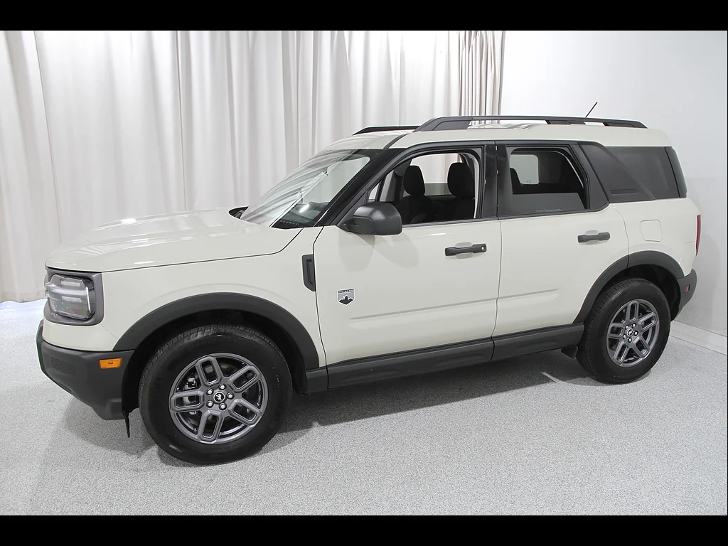 Certified Used 2025 Desert Sand Ford Big Bend image 3