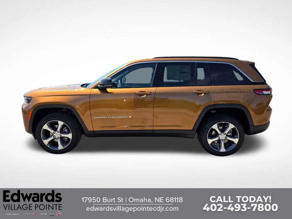 New 2026 Copper Shino Metallic Clear-Coat Exterior Paint Jeep Limited image 6