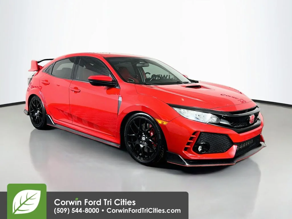 Used 2019 Rallye Red Honda Touring image 1