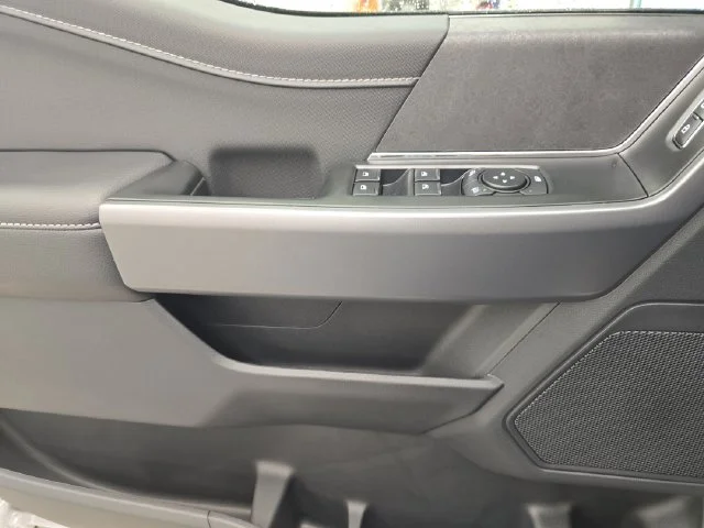 New 2026 Carbonized Gray Metallic Ford XLT image 42