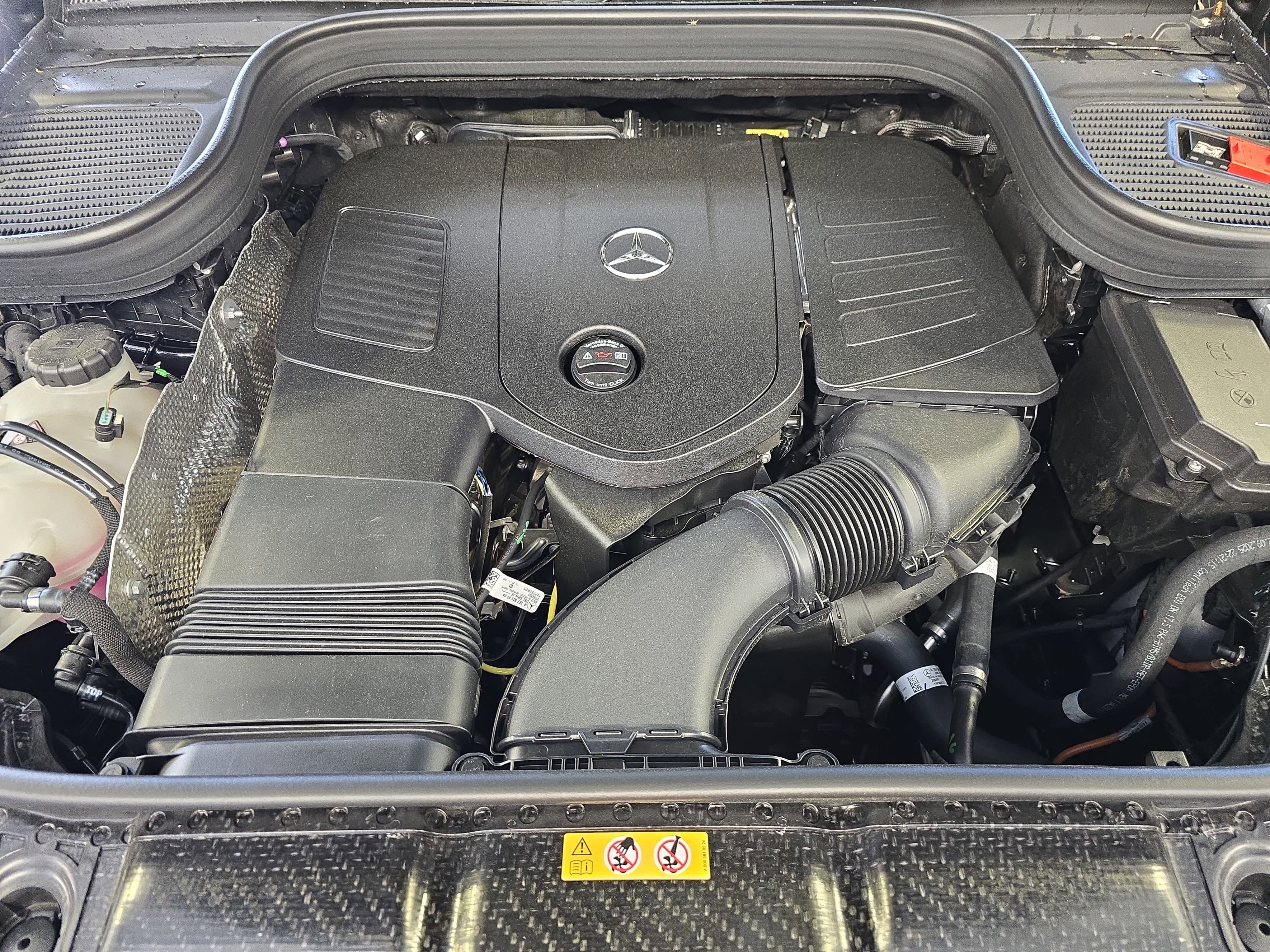 New 2026 Obsidian Black Metallic Mercedes-Benz GLE350 image 33