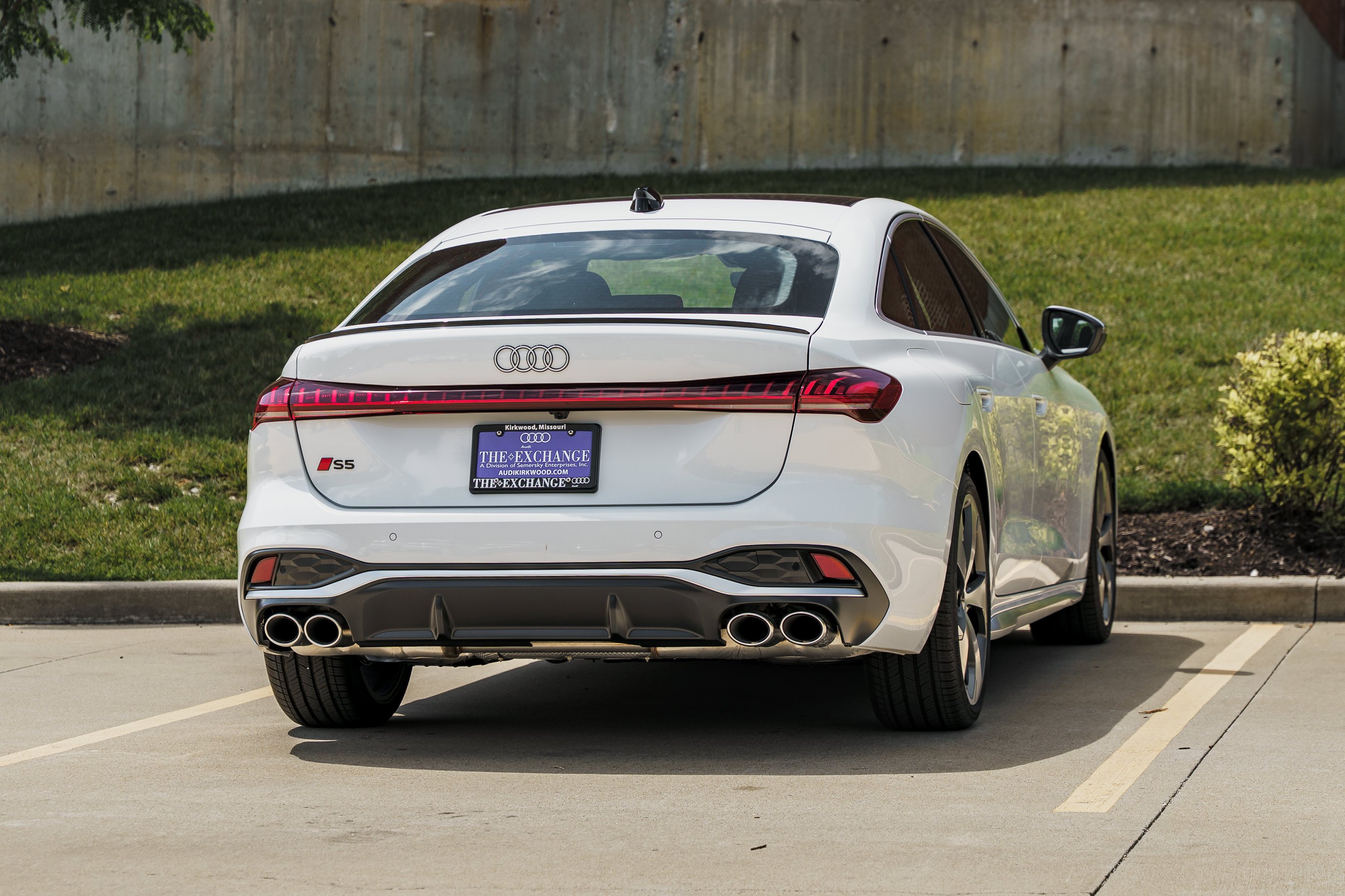 New 2026 GLACIER WHITE Audi Premium Plus image 4