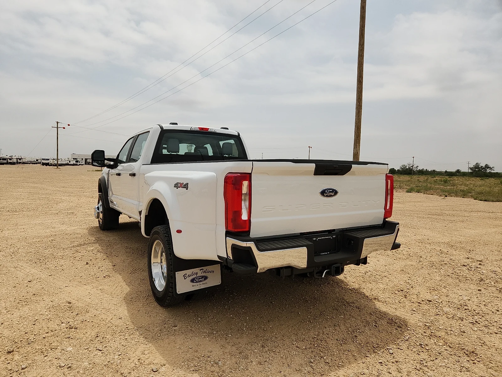 New 2026 Oxford White Ford F-450® XL image 5