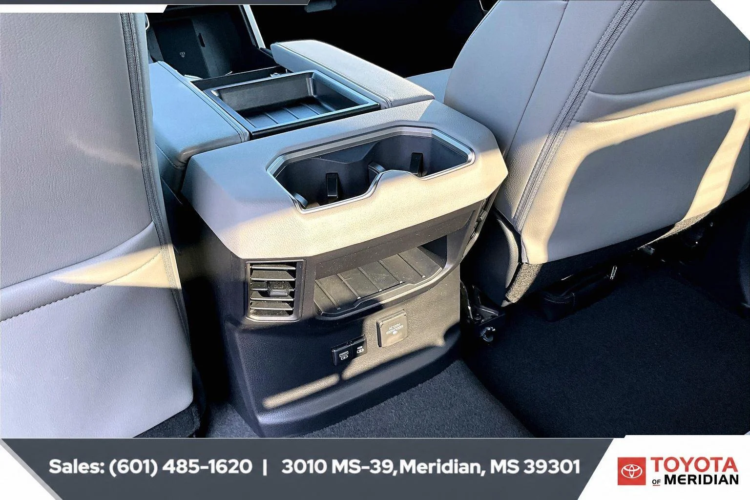 Used 2026 Ice Cap Toyota Limited image 24