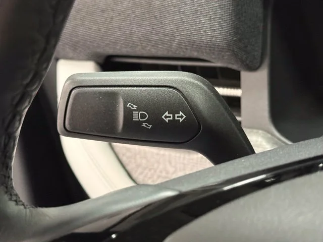 Used 2025 Black Ford Platinum image 18