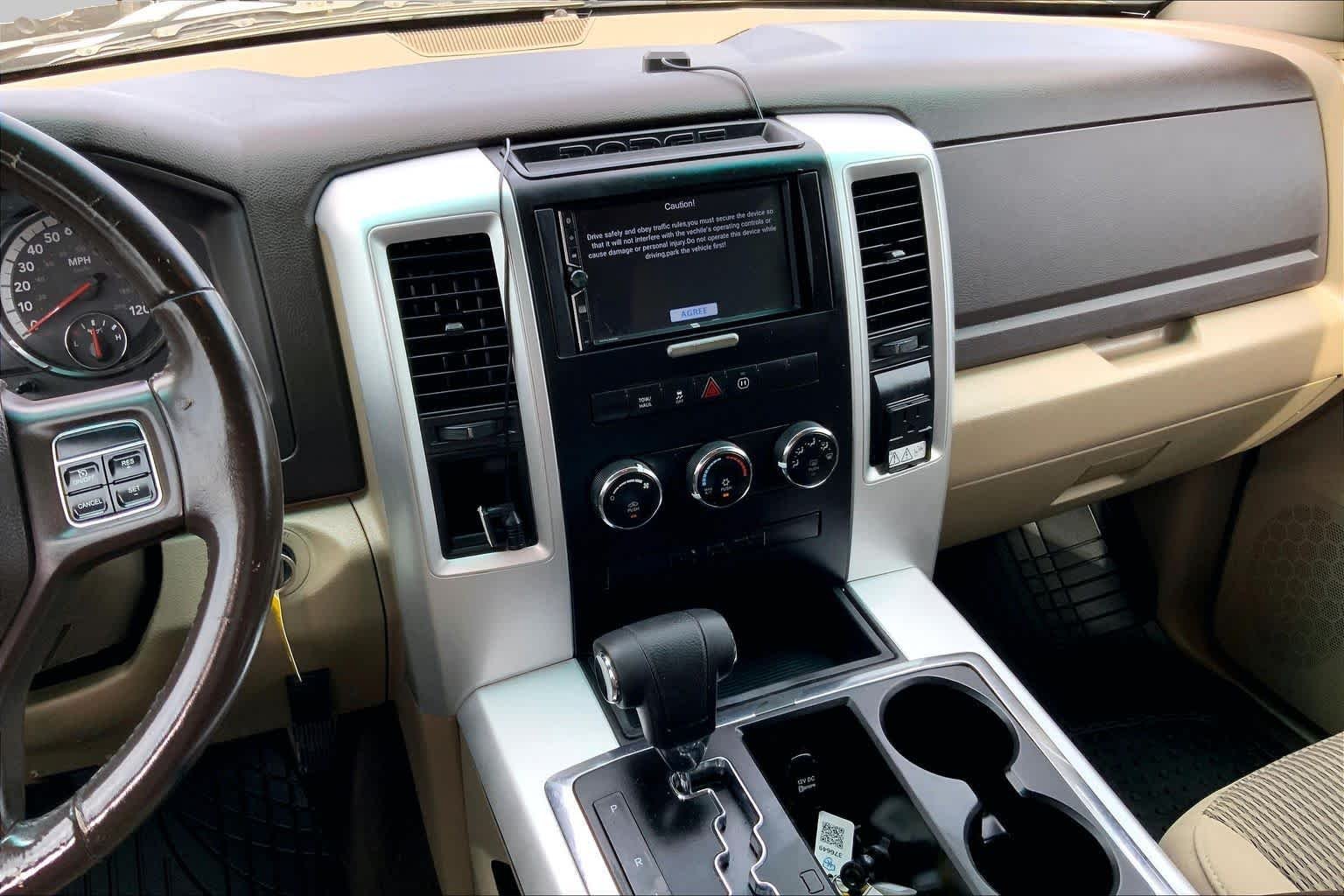 Used 2012 Bright White Ram Lone Star image 6