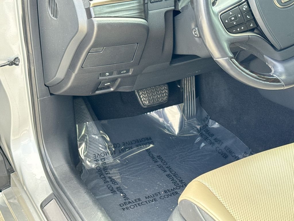 Used 2019 Silver Lexus 350 image 17