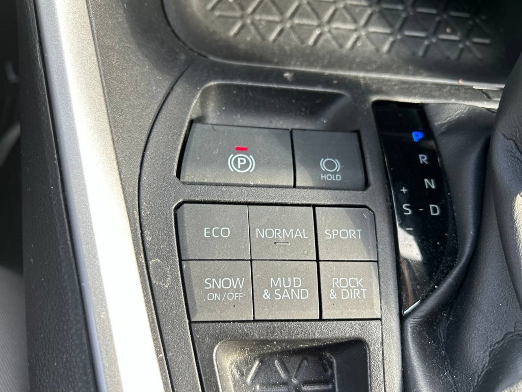 Used 2023 Magnetic Gray Metallic Toyota XLE image 28