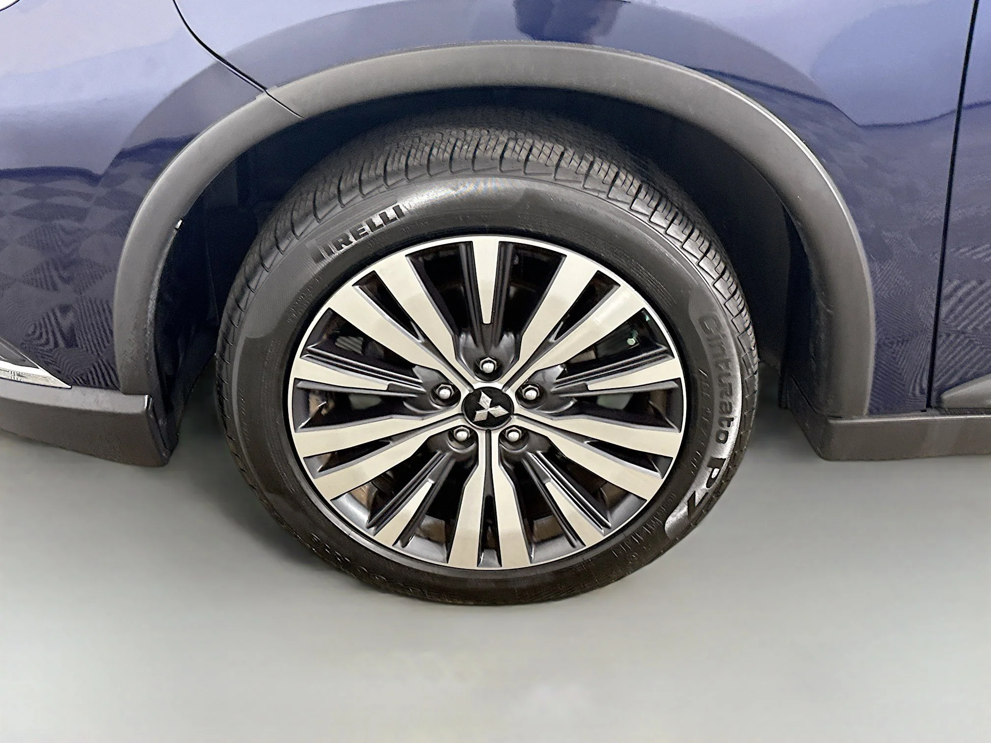 Used 2020 Cosmic Blue Metallic Mitsubishi ES image 33