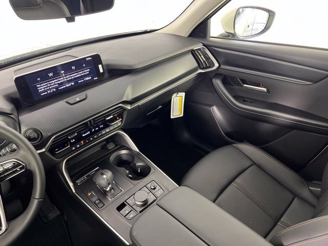 New 2026 White Mazda 3.3 Turbo Select image 33