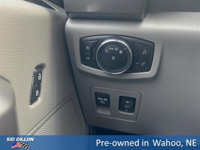 Used 2019 Agate Black Metallic Ford XLT image 12