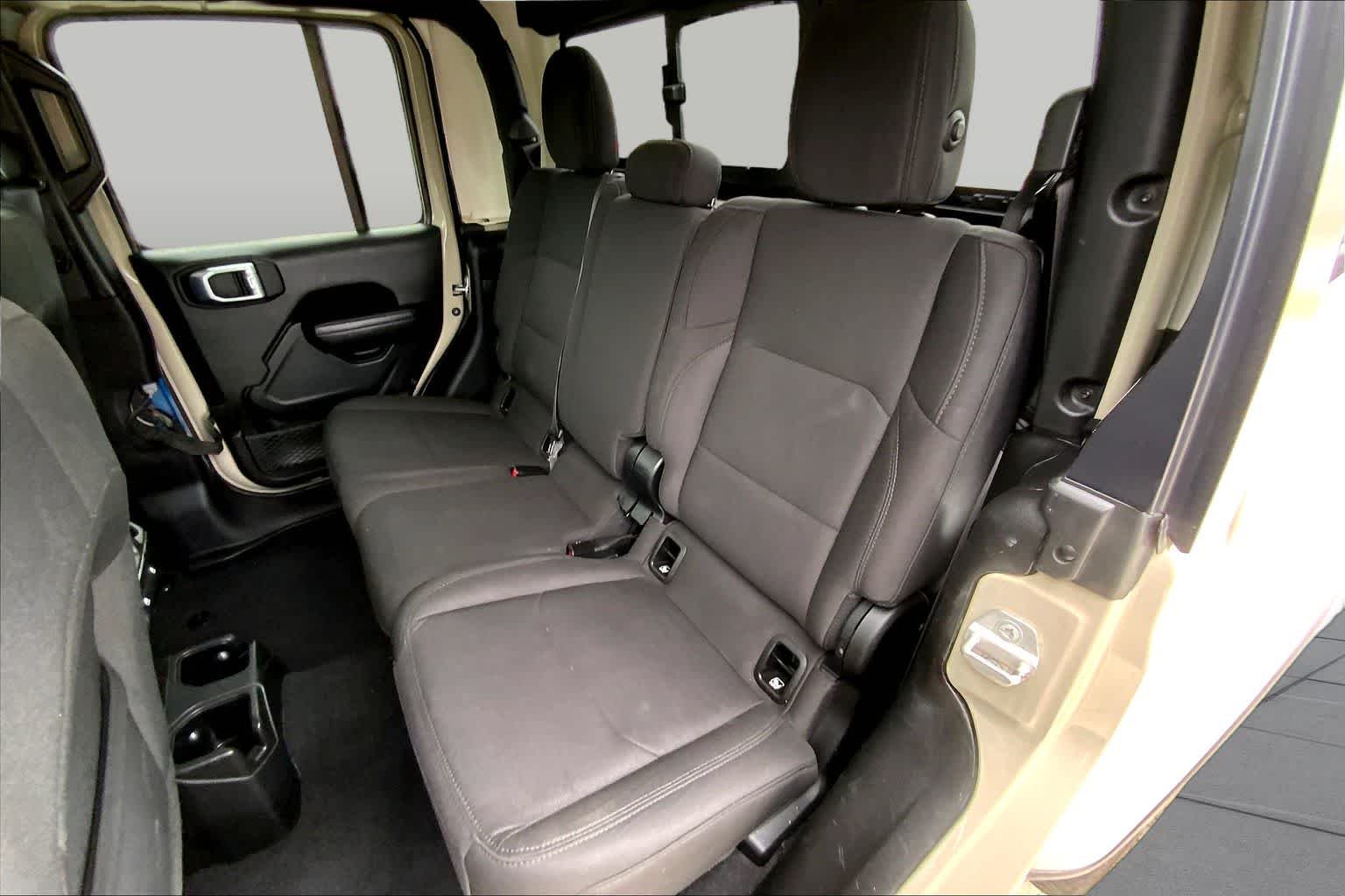 Used 2022 Hydro Blue Pearlcoat Jeep Altitude image 20
