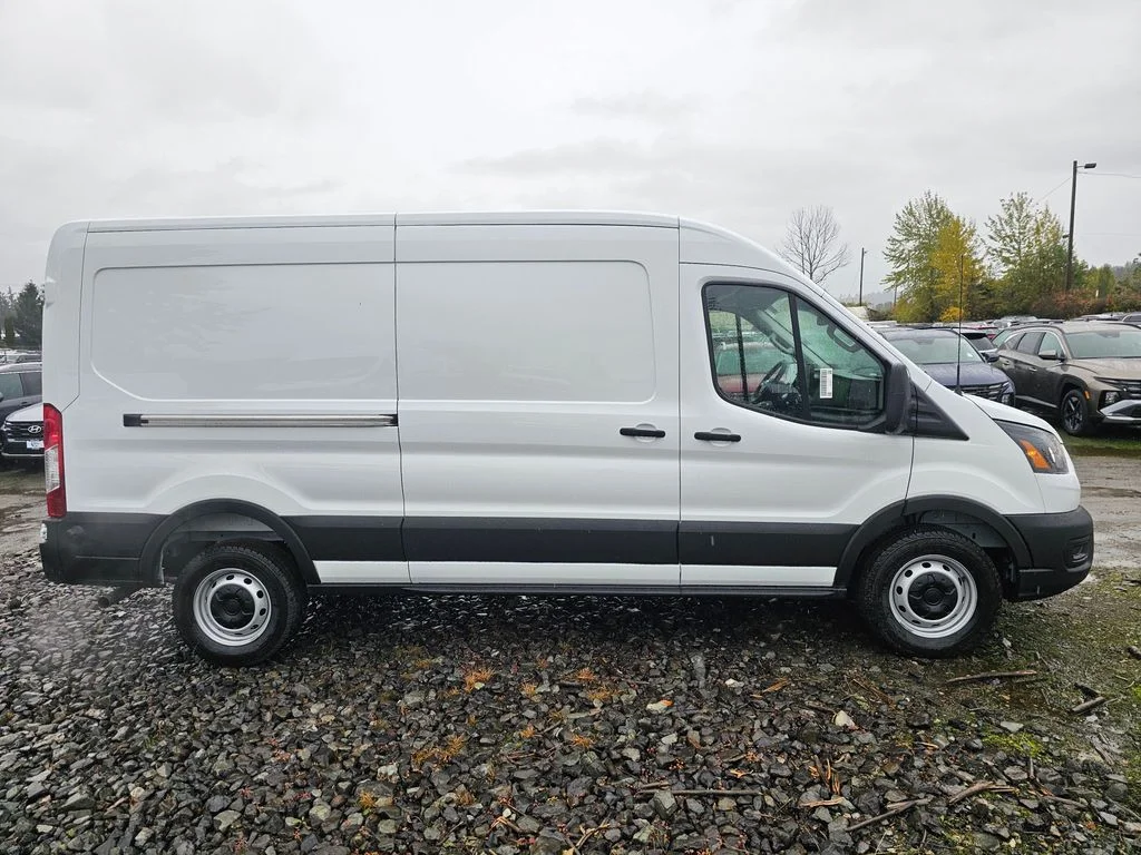 New 2026 Oxford White Ford Cargo Van image 8