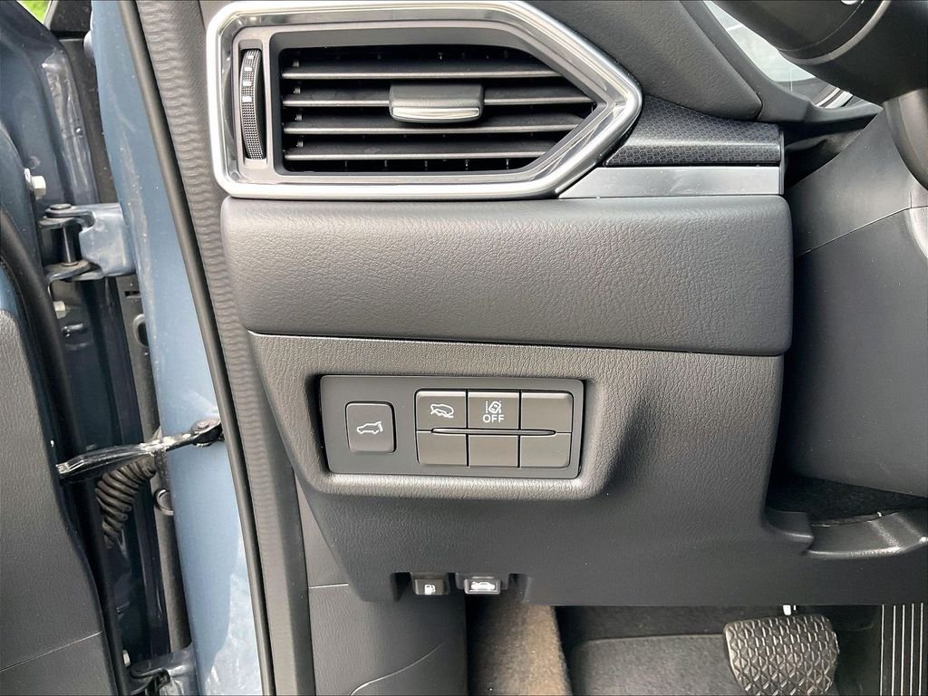 Used 2023 Gray Mazda 2.5 S Carbon Edition image 27