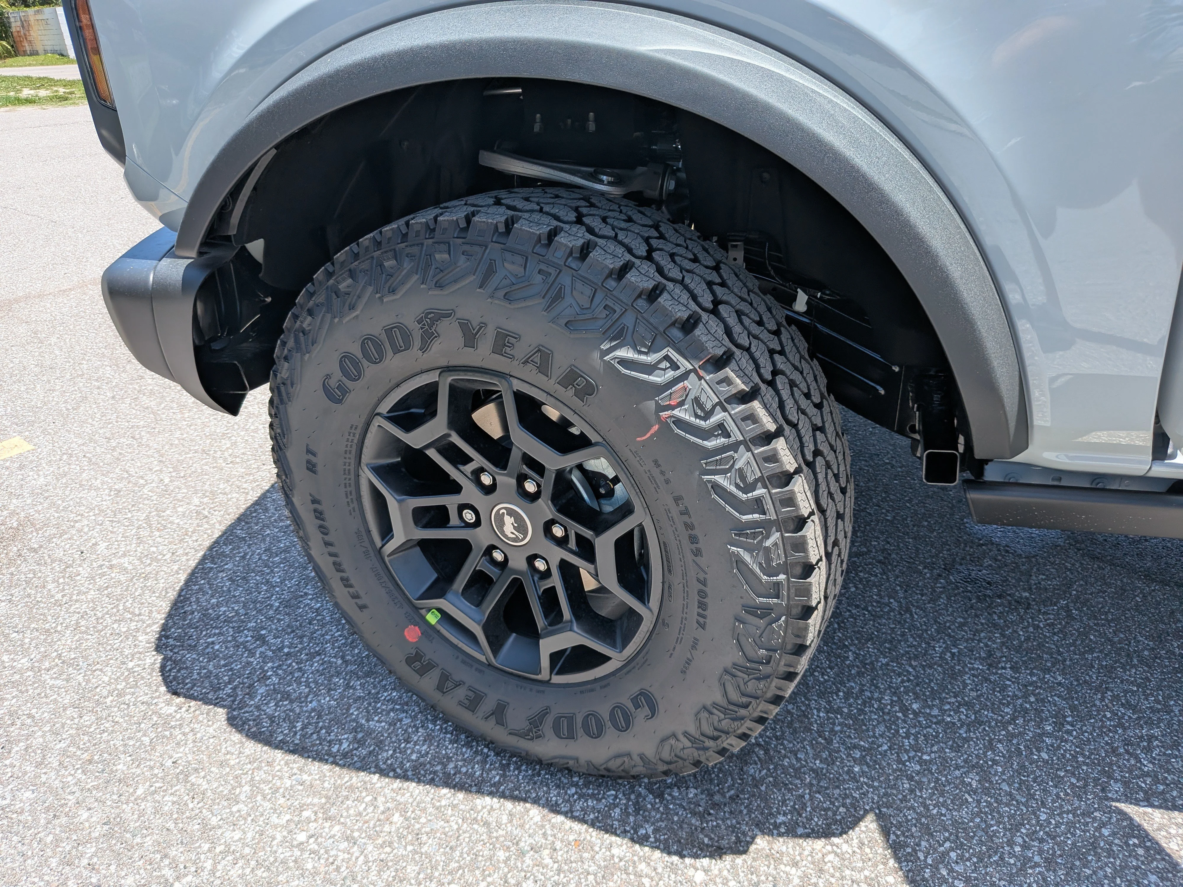 New 2026 Avalanche Gray Ford Badlands® image 34