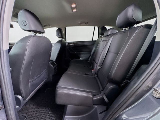 Used 2020 Gray Volkswagen 2.0T SE image 39