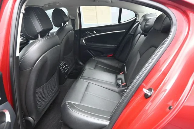 Used 2021 Red Genesis 2.0T image 11
