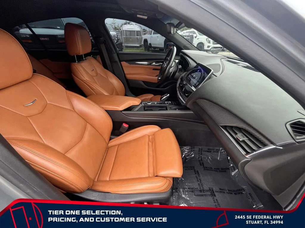 Used 2024 Argent Silver Metallic Cadillac Sport image 20