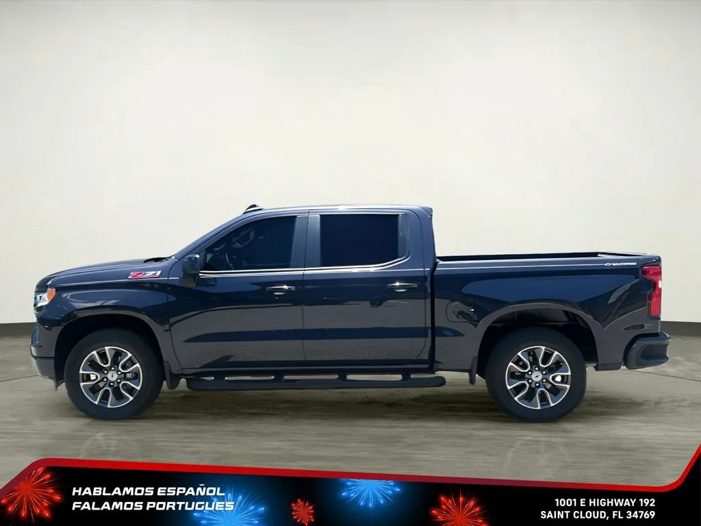 Used 2024 Dark Ash Metallic Chevrolet RST image 3