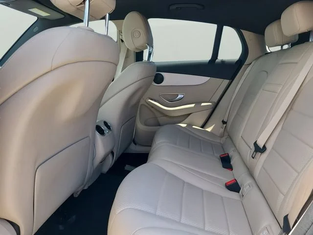 Used 2023 White Mercedes-Benz GLC 300 image 10