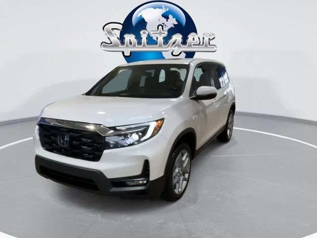 Used 2024 White Honda EX-L image 4