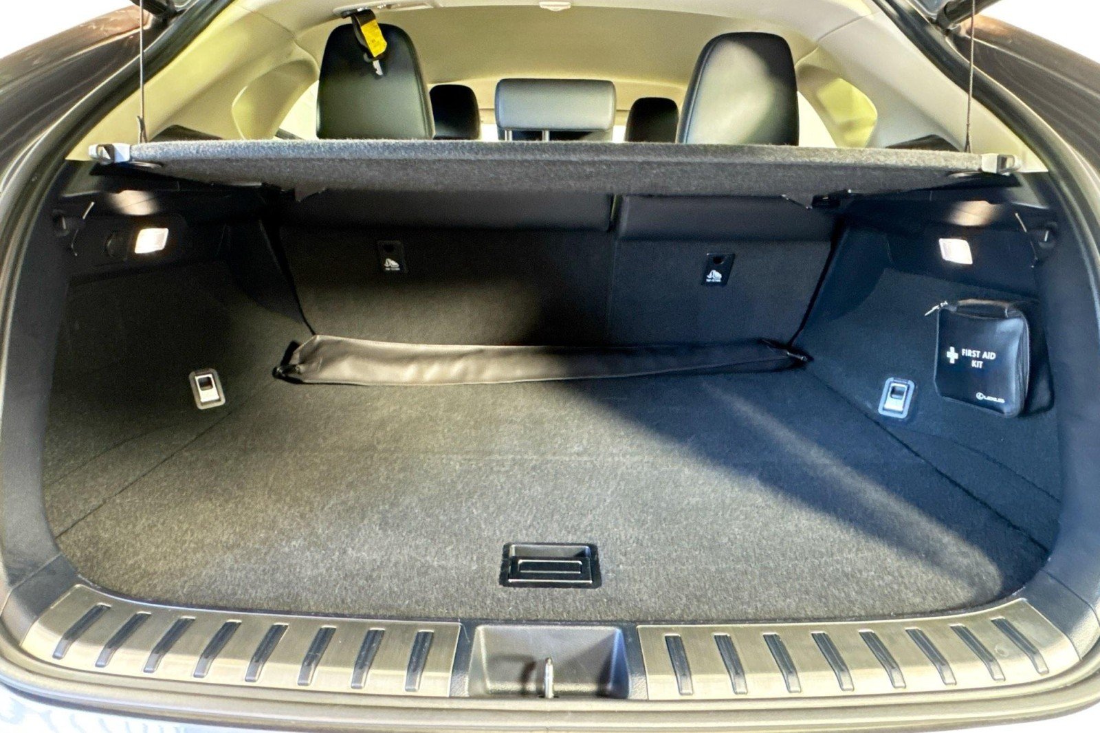 Used 2019 SILVER Lexus NX 300 FWD image 24
