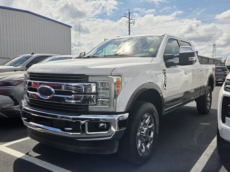 Used 2017  FORD KING RANCH image 3