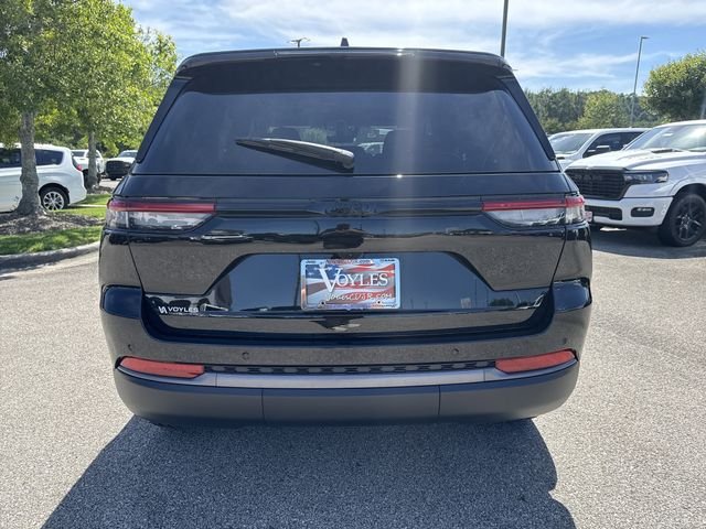 New 2026 Black Jeep Altitude image 6