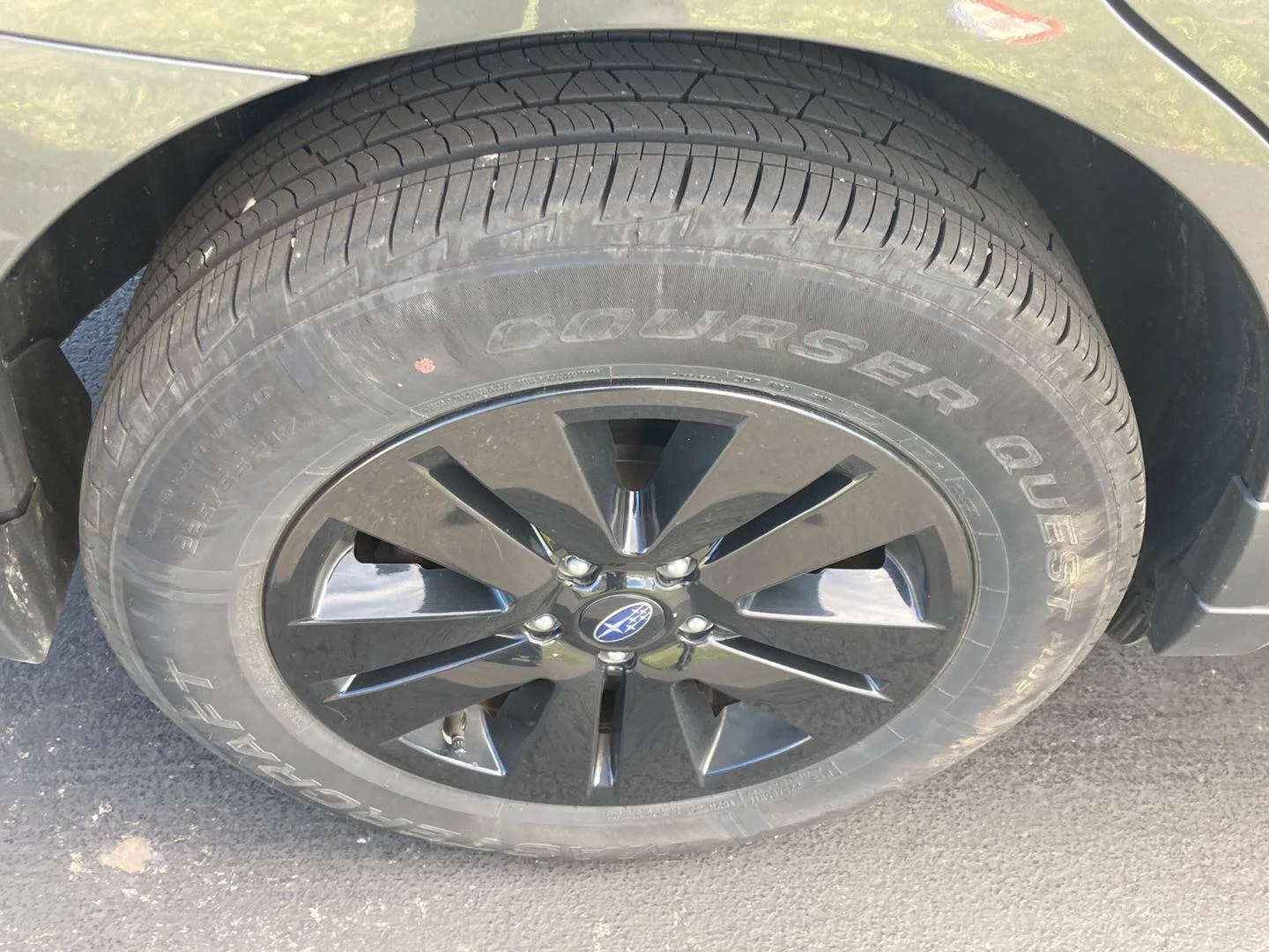Used 2019 Magnetite Gray Metallic Subaru  image 9