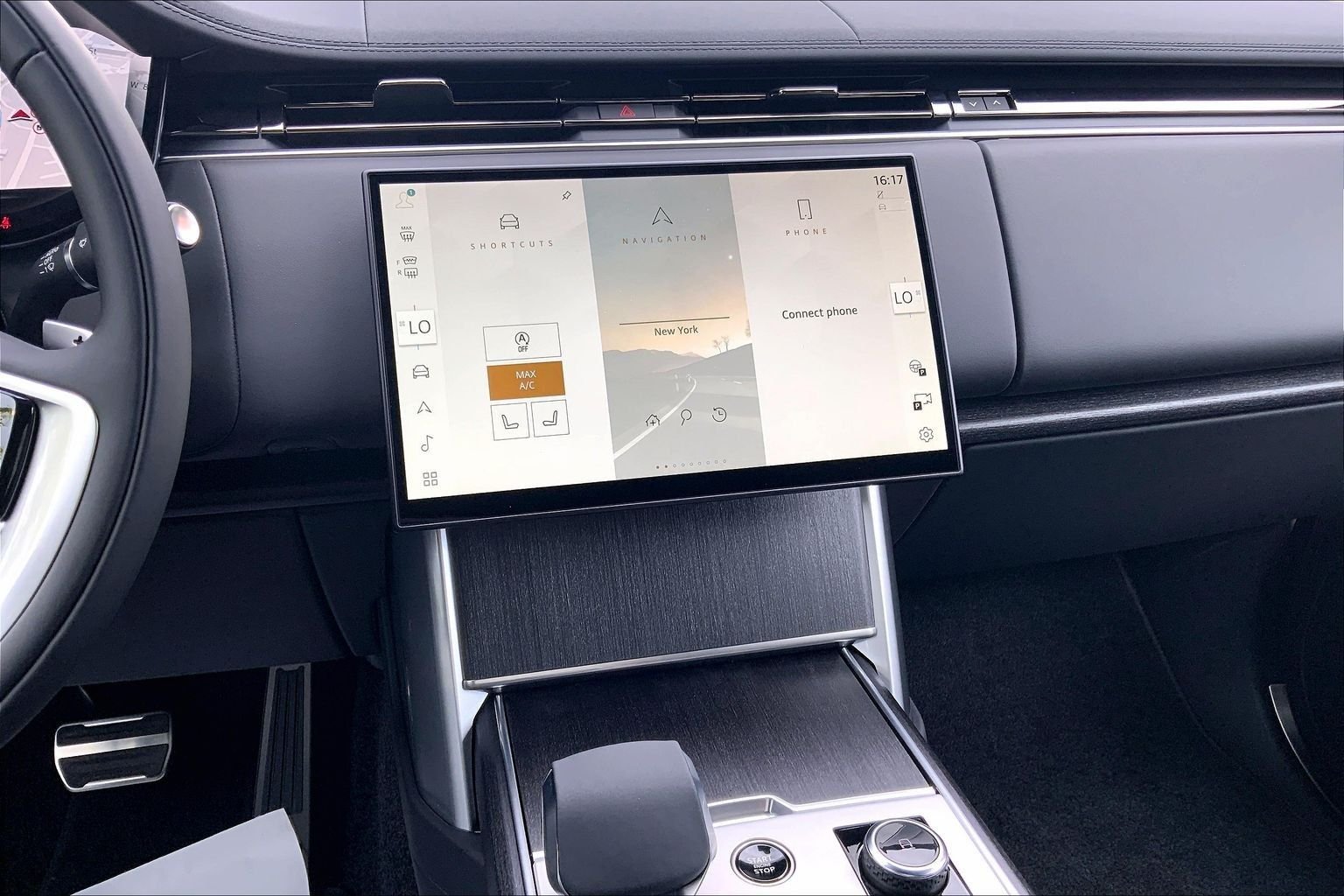 New 2027 Carpathian Grey Land Rover SE image 6