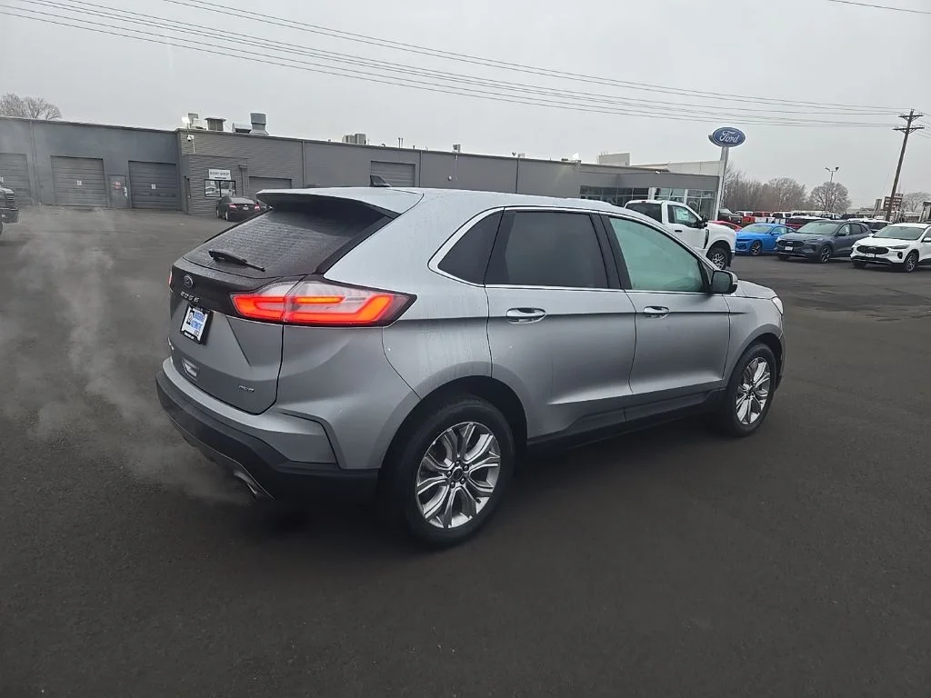Certified Used 2024 Silver Metallic Ford Titanium image 5