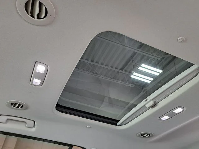 Used 2019 Gray Chevrolet 3LT image 29
