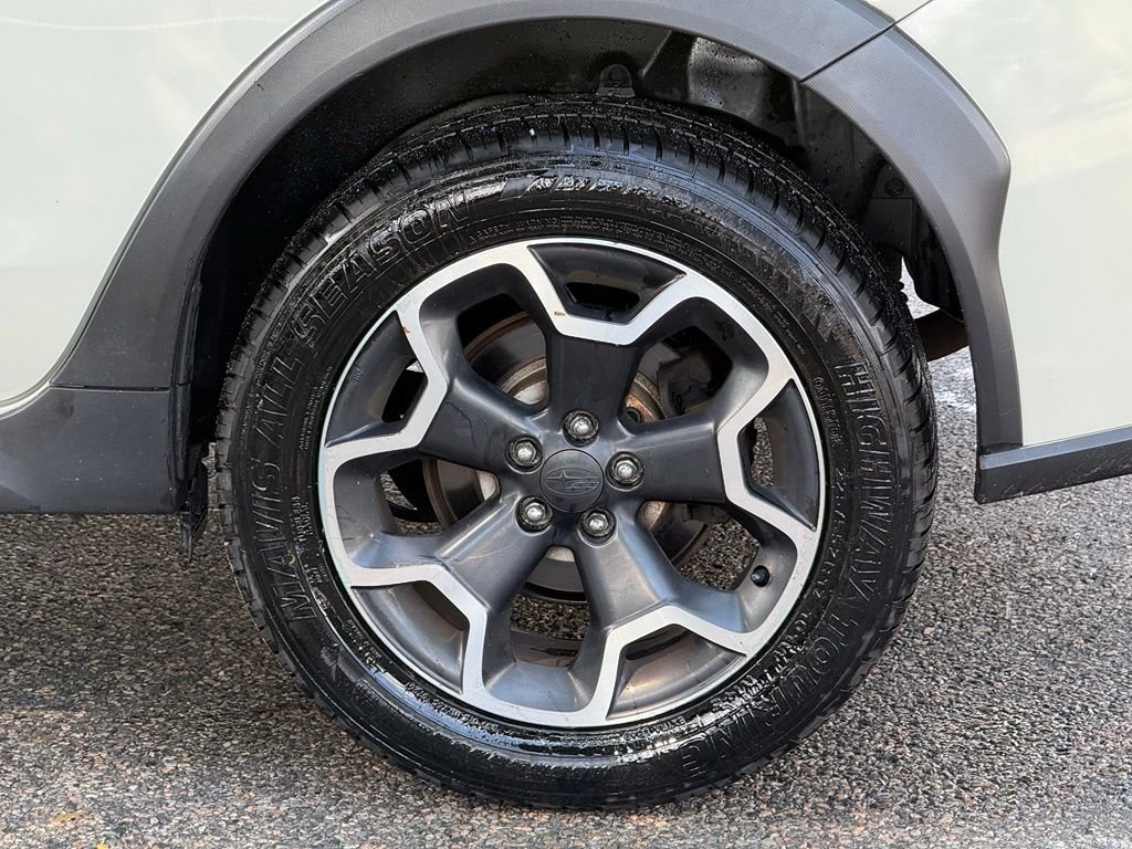 Used 2014 Beige Subaru 2.0i Limited image 7