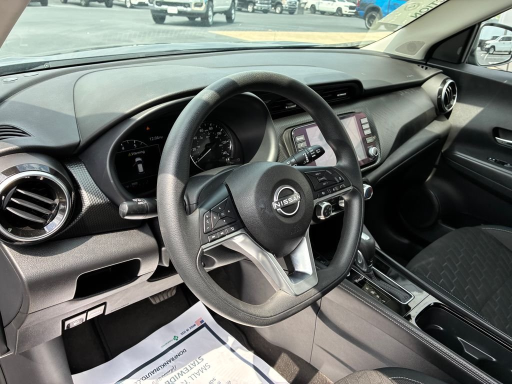 Used 2023 Gray Nissan SV image 11