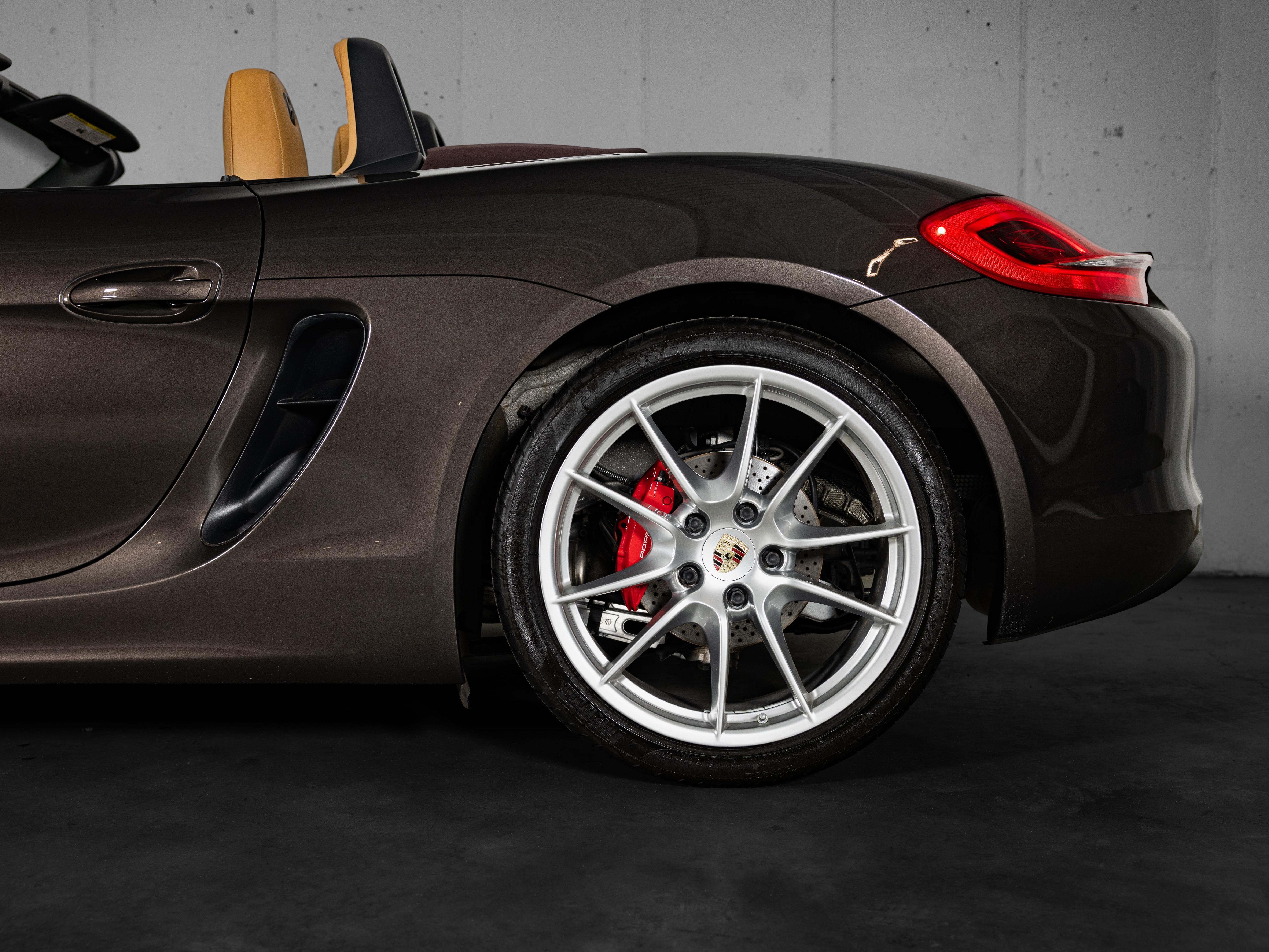 Used 2013 Brown Porsche S image 18