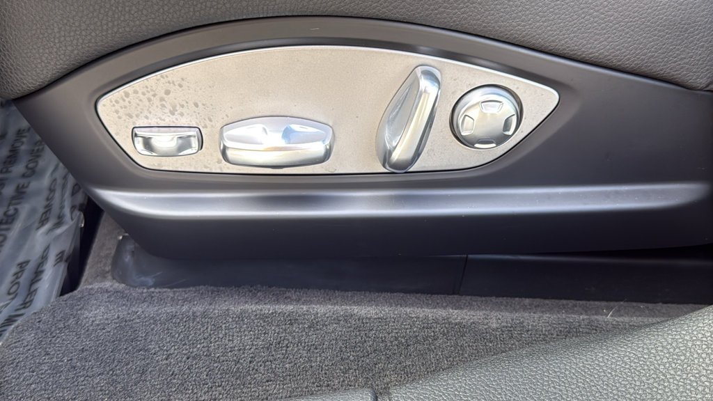 Used 2011 Silver Porsche  image 11