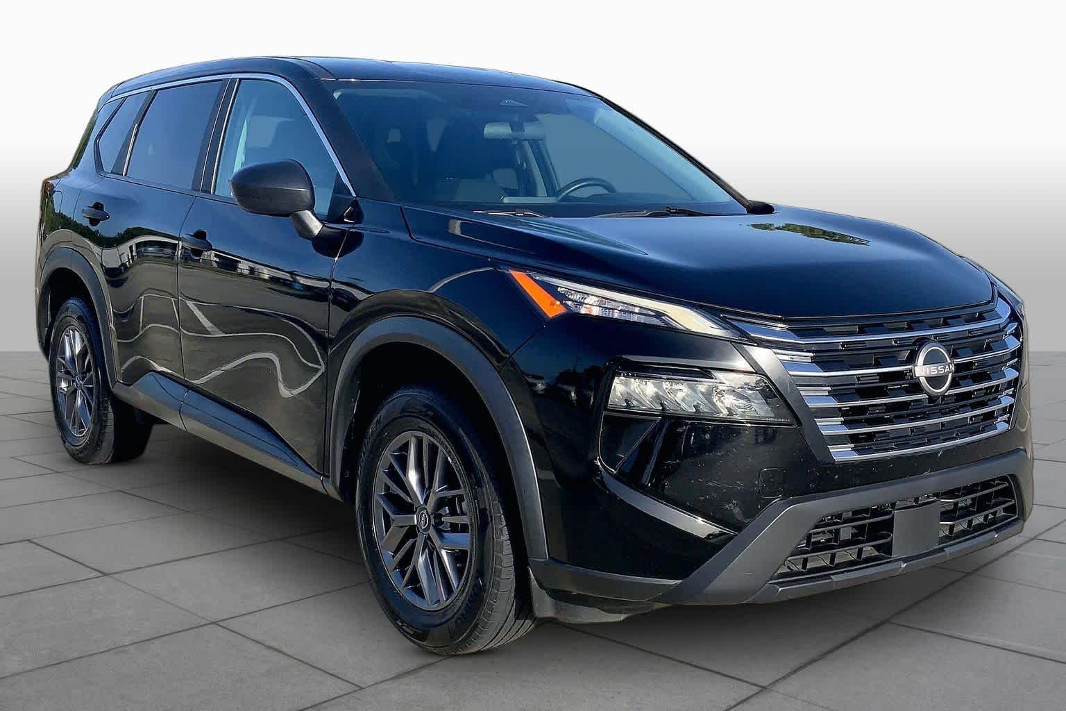 Used 2024 Super Black Nissan S image 3