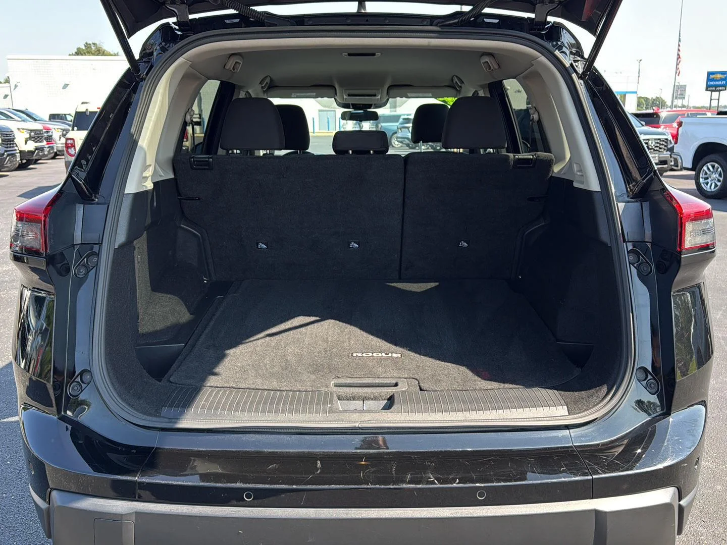 Used 2024 Super Black Nissan S image 13